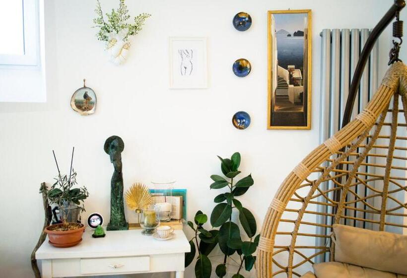 ベッドアンドブレックファースト Casa Maddy Suites Capri