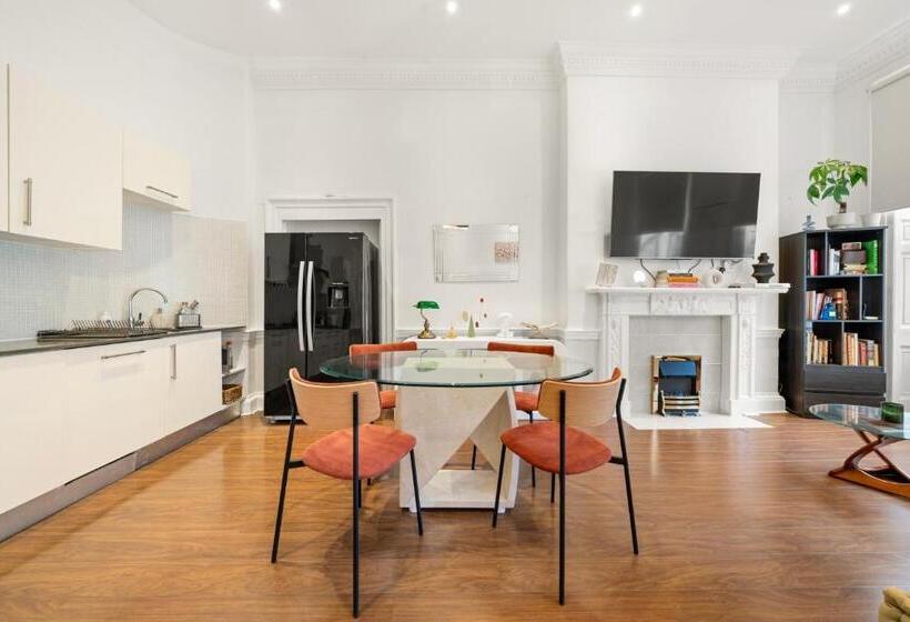 Bed and Breakfast Central London Rooms