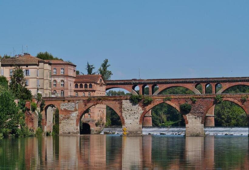 ベッドアンドブレックファースト Chambre D Elvire