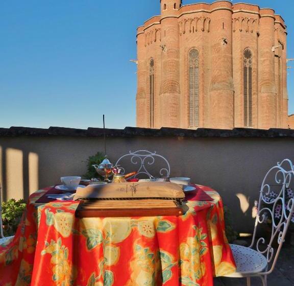 ベッドアンドブレックファースト Chambre D Elvire