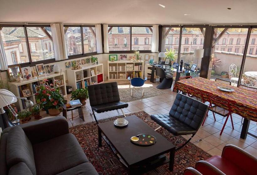 ベッドアンドブレックファースト Chambre D Elvire