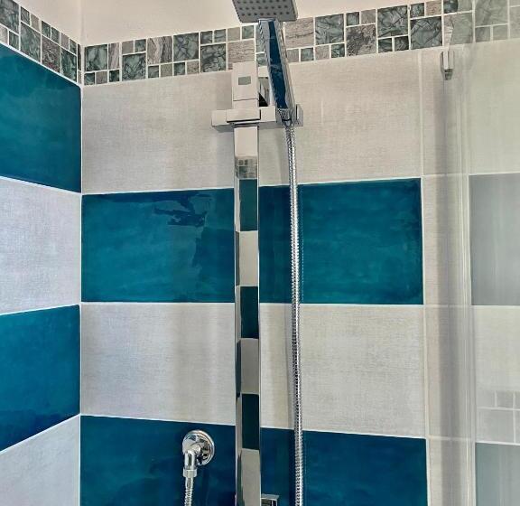 تختخواب و صبحانه Chiaro Di Luna