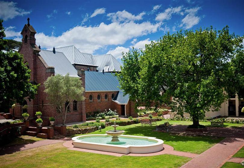 تختخواب و صبحانه Cottage On Ilchester