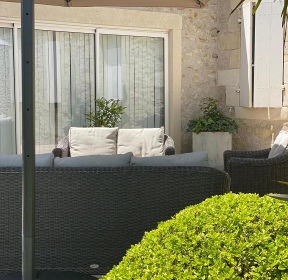 مبيت وإفطار Domaine Des Deux Rivieres