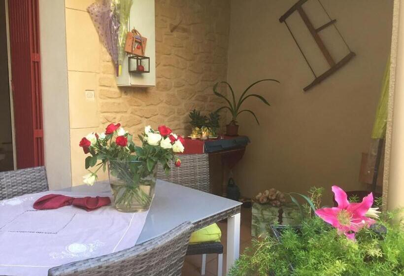 住宿加早餐  L Amarilys Chambre D Hôte