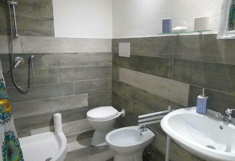 مبيت وإفطار La Grazia In Qualche Modo