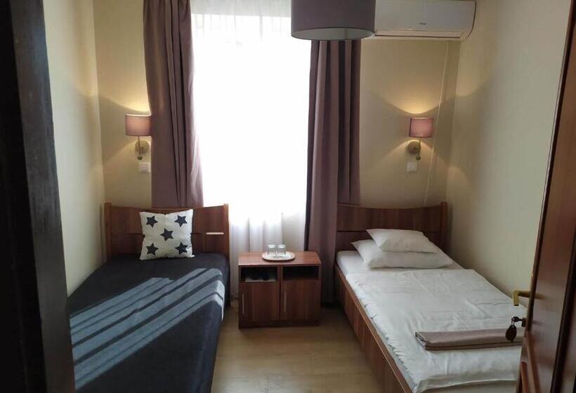 צימר Szilvia Panzió Gyomaendrőd