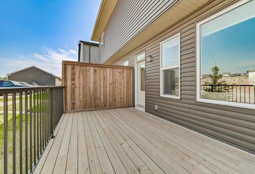 Brand New 3 Bedroom Home In A Quiet Neighborhood