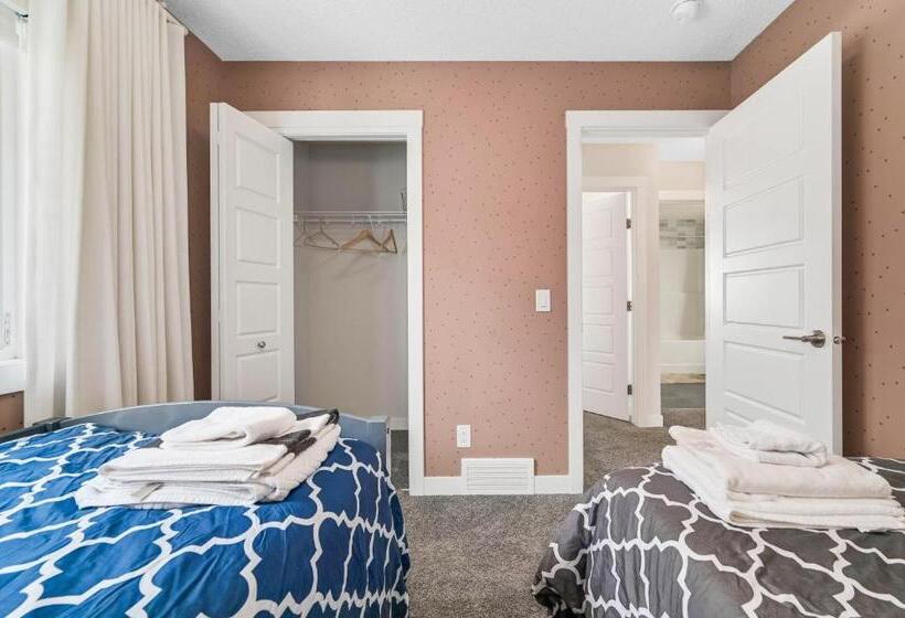 Brand New 3 Bedroom Home In A Quiet Neighborhood