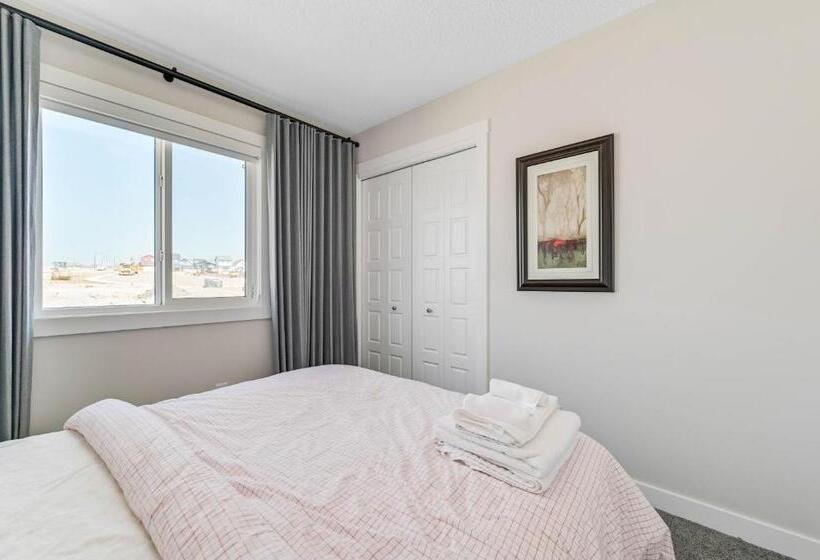 Brand New 3 Bedroom Home In A Quiet Neighborhood