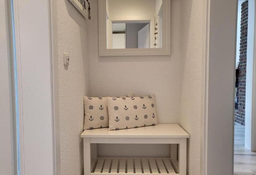 Ferienhaus Dhh Unsere Reetdachbude