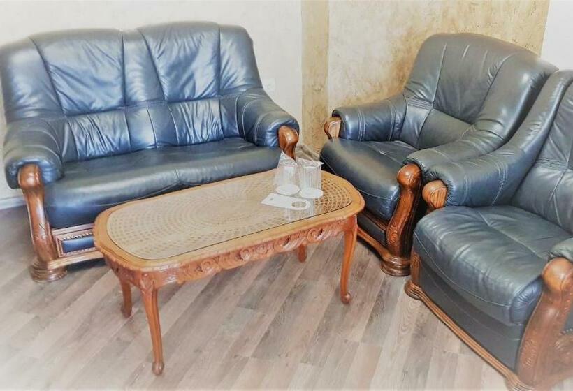 酒店 хотел авеню