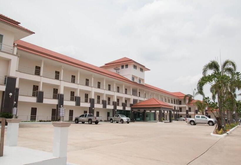 فندق Grand Place Resort