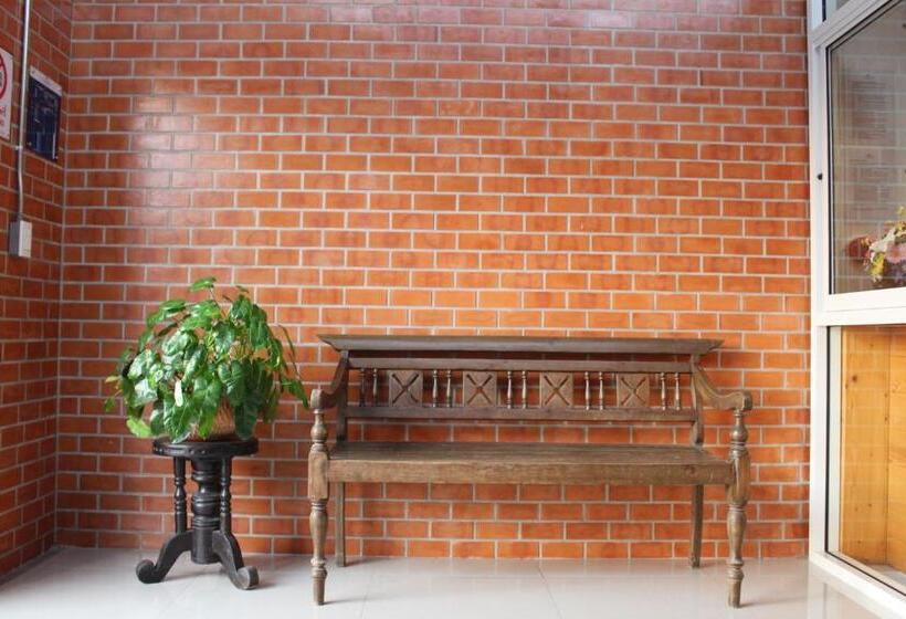 Отель Lamoon Boutique