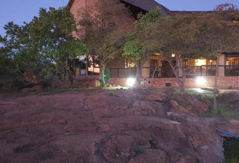 ホテル Tholo Private Game Lodge