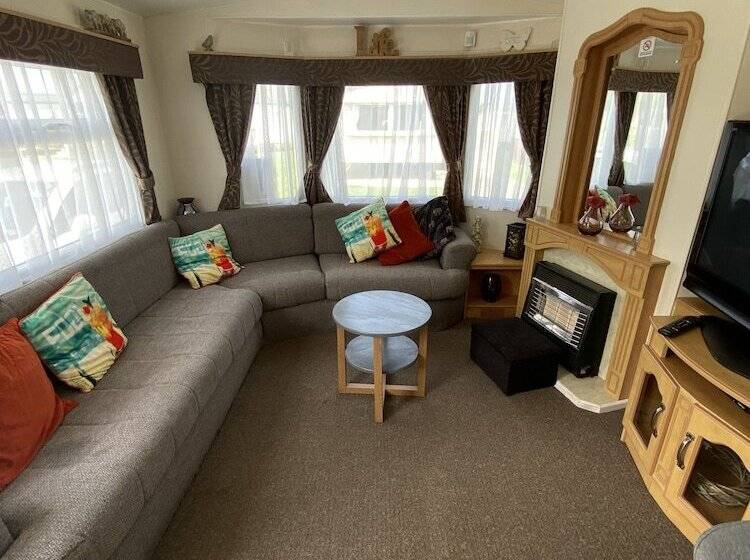 The Daxie 3 Bed Caravan In Butlins Skegness