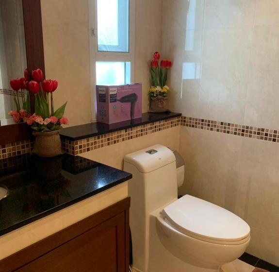 Jomtien Beach Penthouses Condo