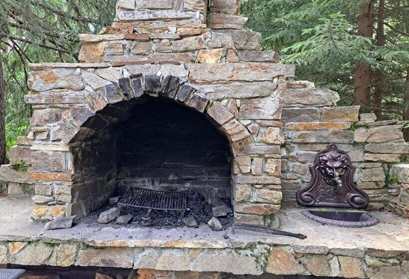 Lusi Holiday, смолянски езера