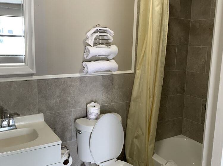 מוטל Bayfront Inn Biloxi