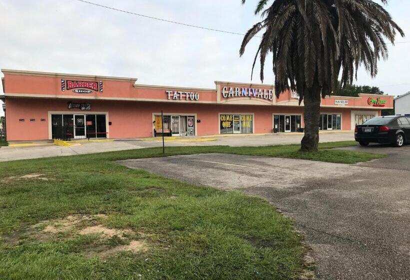 מוטל Bayfront Inn Biloxi