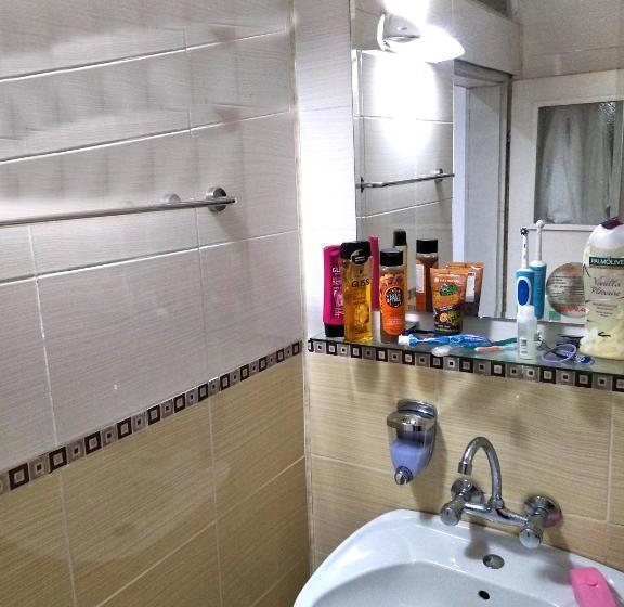 膳宿费 къща карби