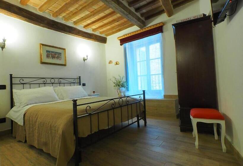 膳宿费 Affittacamere In Centro