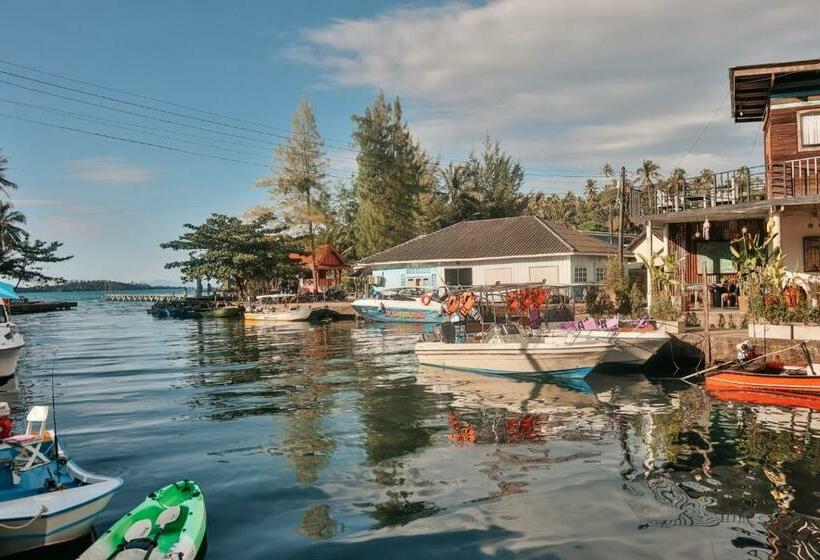 Pension Baan Rabieng Talay Homestayบ้านระเบียงทะเล โฮมสเตย์เกาะกูด