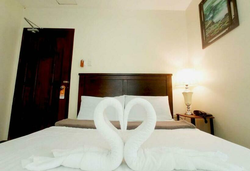 پانسیون B&j Guesthouse And Tours