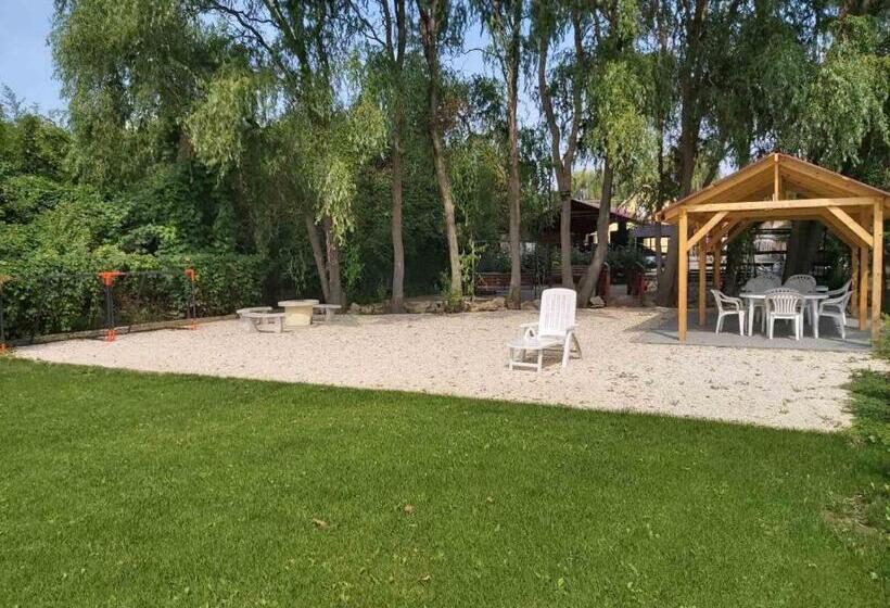 פנסיון Fűzfa Vendégház