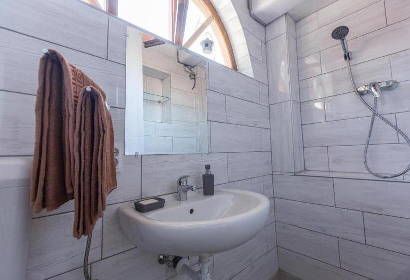 ペンション Gádoros Vendégház