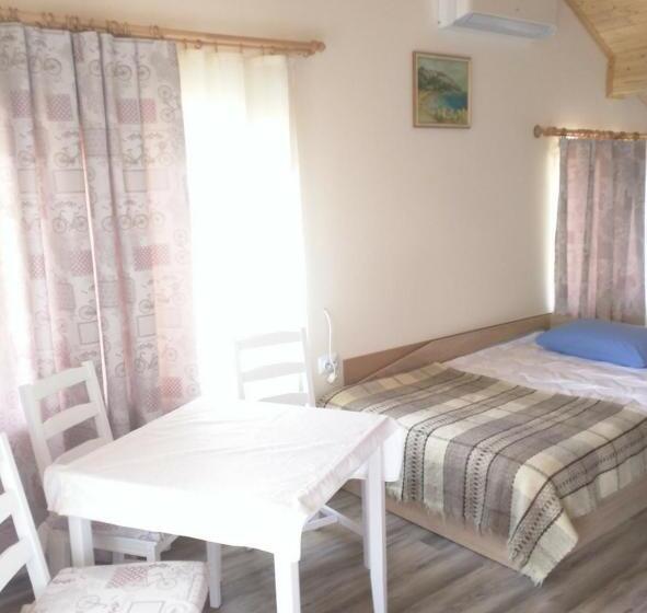 펜션 Guest House Ezerets