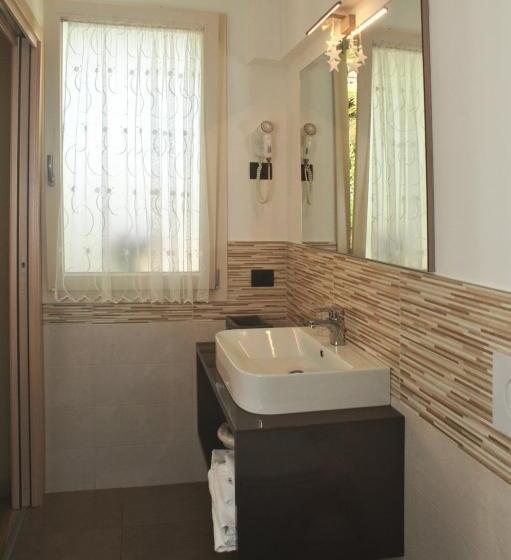 膳宿费 La Casa Dei Nonni Sul Garda