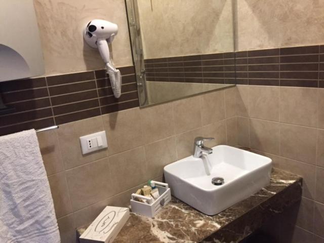 ペンション Les Chambres De La Place