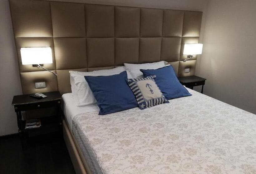 ペンション Les Chambres De La Place