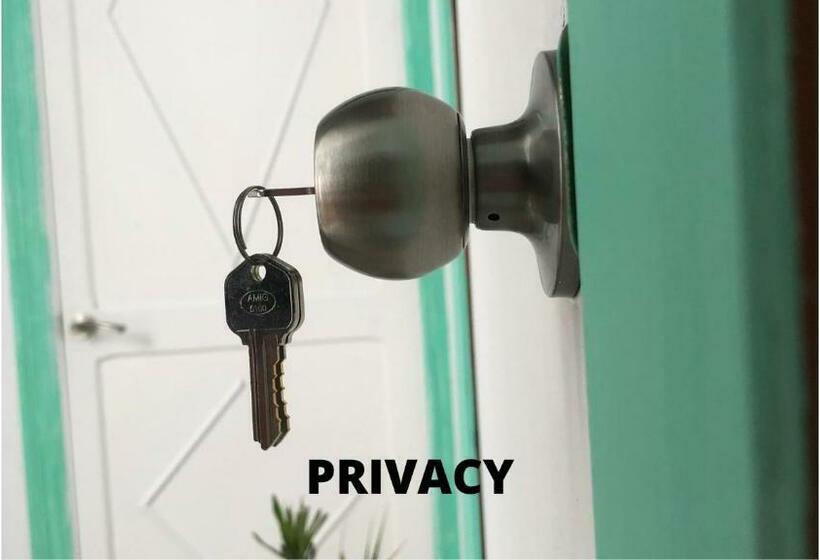 펜션 Lion Hostel By Kitesurf Tarifa