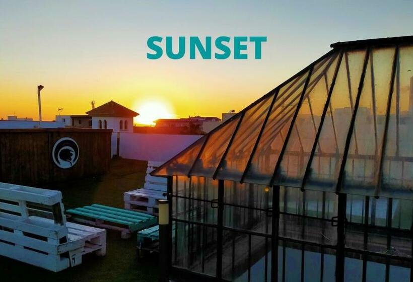 펜션 Lion Hostel By Kitesurf Tarifa