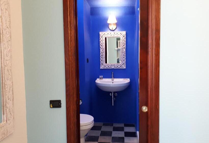 بنسيون Sofia Family Suites