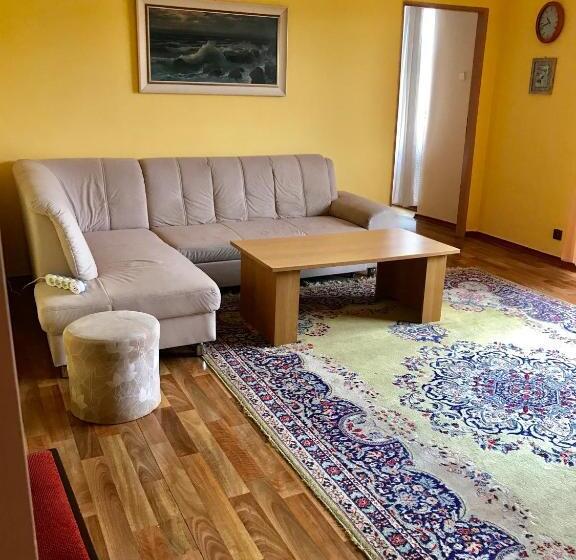 پانسیون Vila Adéla   Teplice