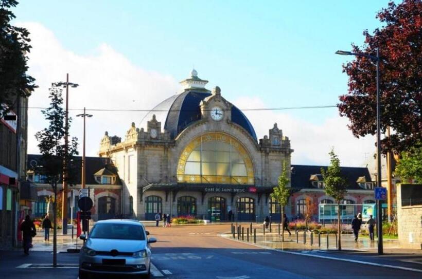 Coeur De Ville , 70m2 , 2 Chambres