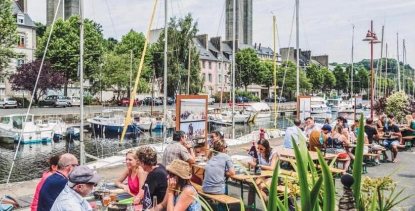 Coeur De Ville , 70m2 , 2 Chambres