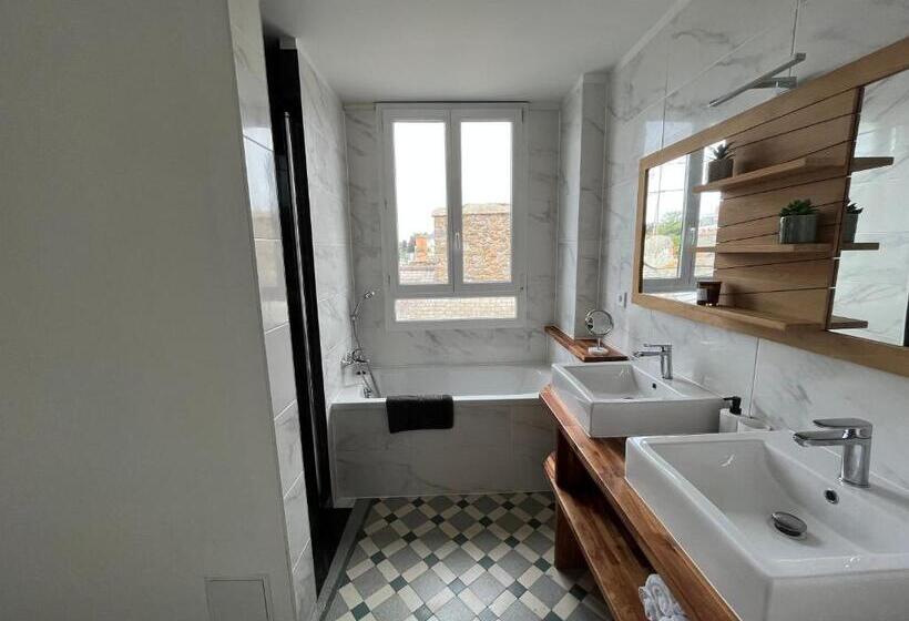 Coeur De Ville , 70m2 , 2 Chambres