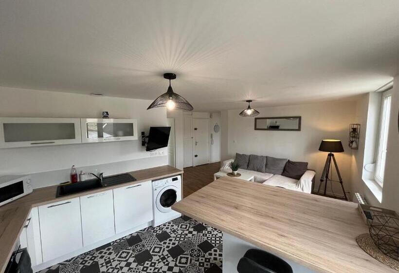 Coeur De Ville , 70m2 , 2 Chambres