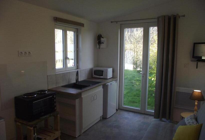 Pétale De Roz Au Pied Du Mont Saint Michel