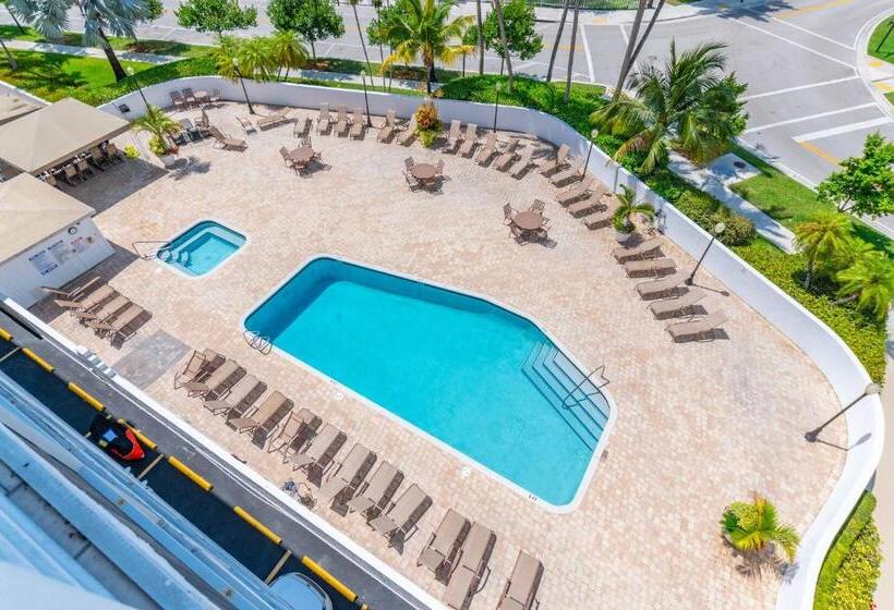 Quick Walk To The Beach