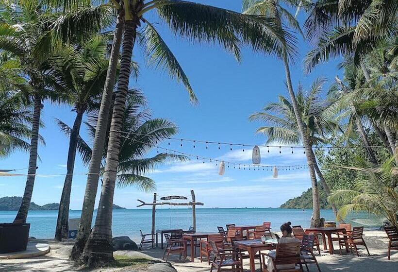 Курорт Siam Royal Bay Beach Villa And Beachfront Apartments