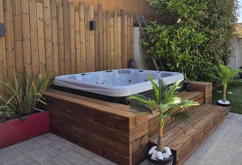 Ste Maxime Villa 5 Etoiles Piscine Chauffée Et Jacuzzi