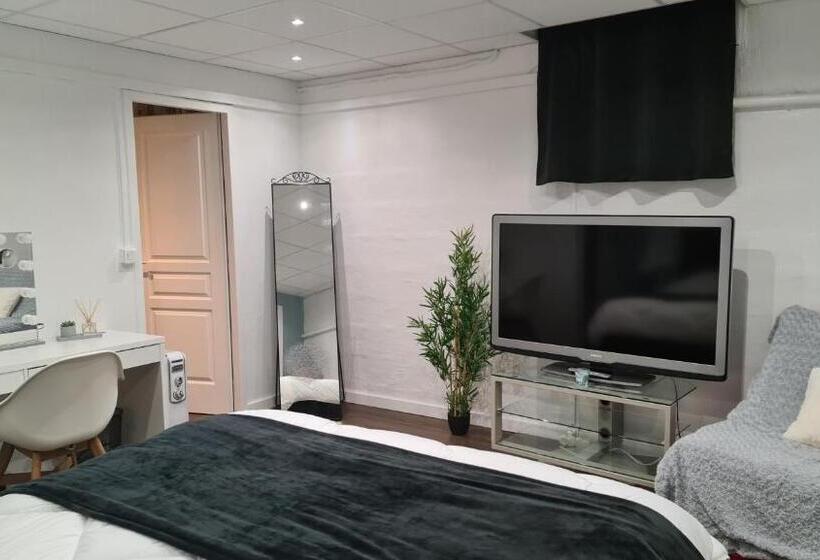 Ste Maxime Villa 5 Etoiles Piscine Chauffée Et Jacuzzi