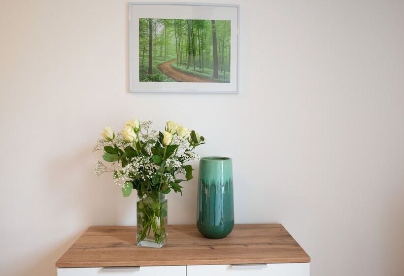 Sun Valley Apartments