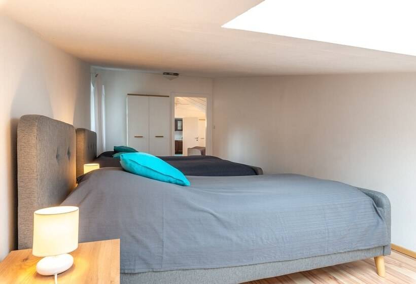 Sun Valley Apartments