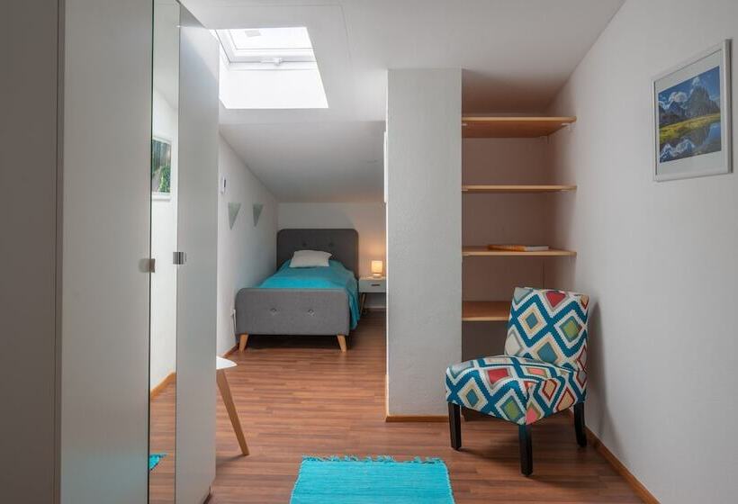 Sun Valley Apartments